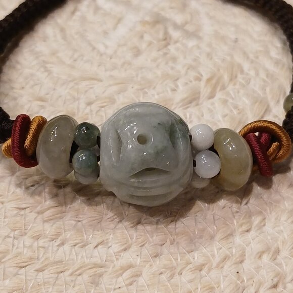 Carved Green Jade Bead Bracelet - Adjustable Length - Picture 4 of 8